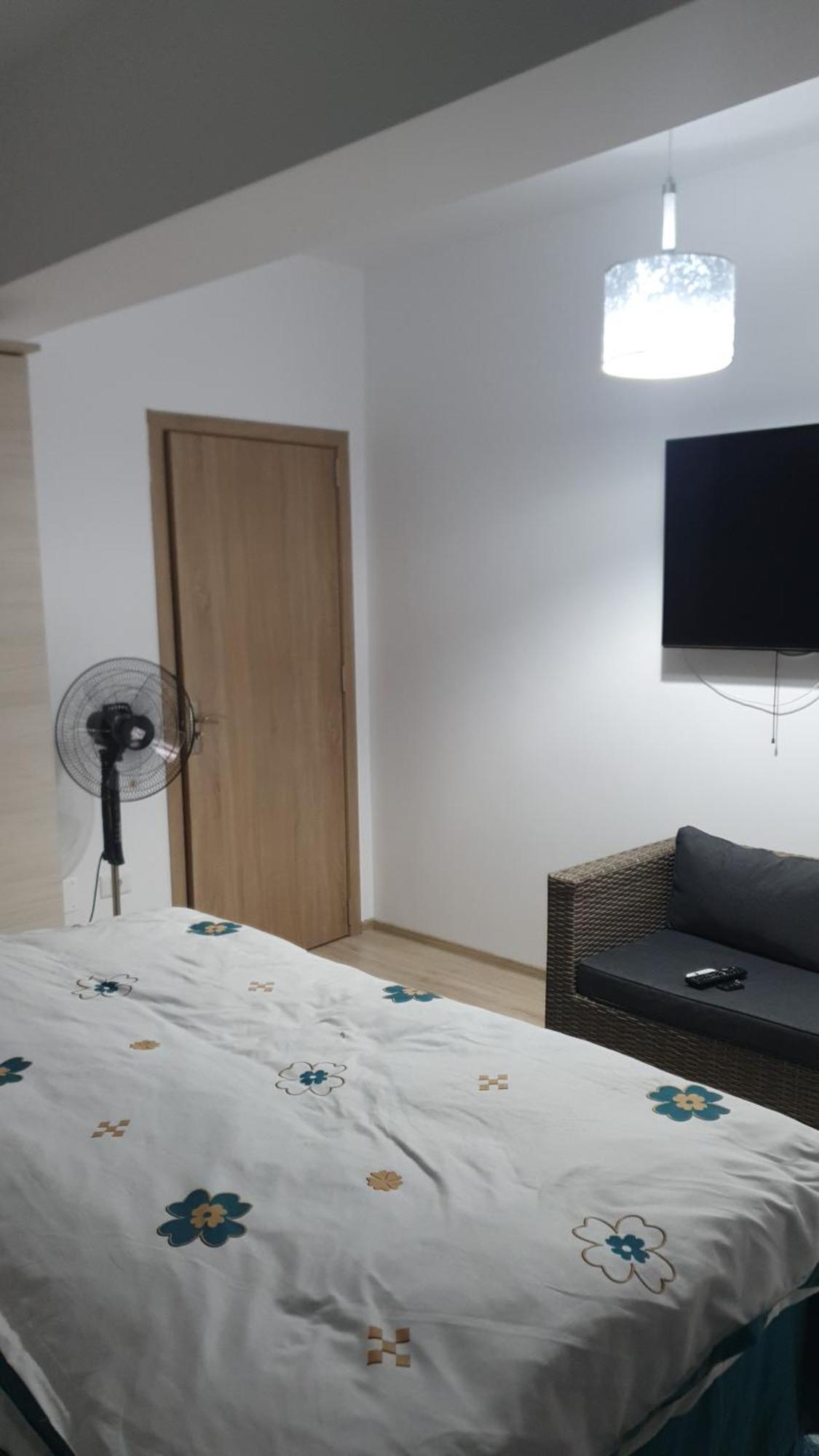 Apartament Castelul Bran Râmnicu Vâlcea Exterior foto